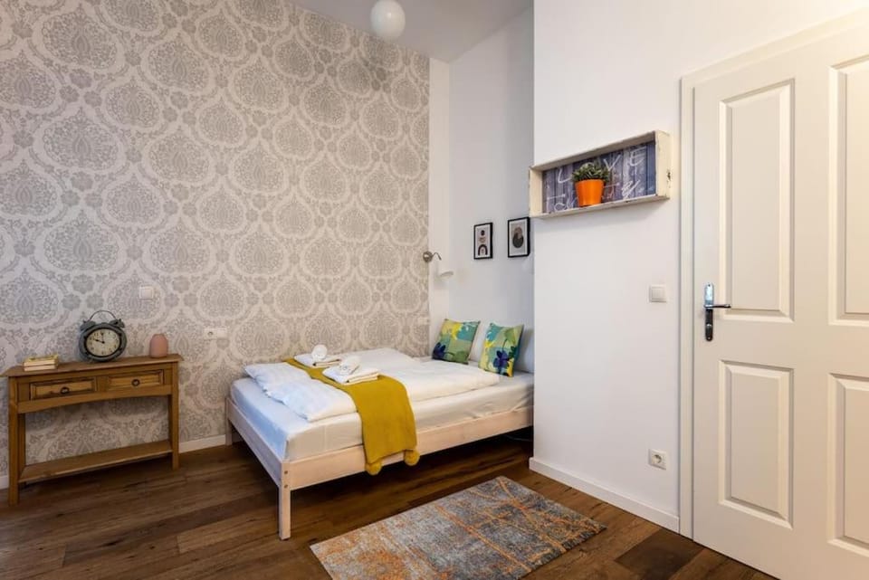 Compact Studio Near Center by HM Apartment in Vienna
