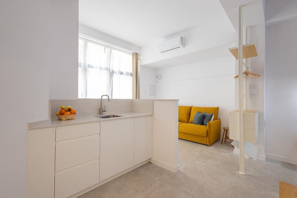 Kitchen or kitchenette, Living room, Seating area
