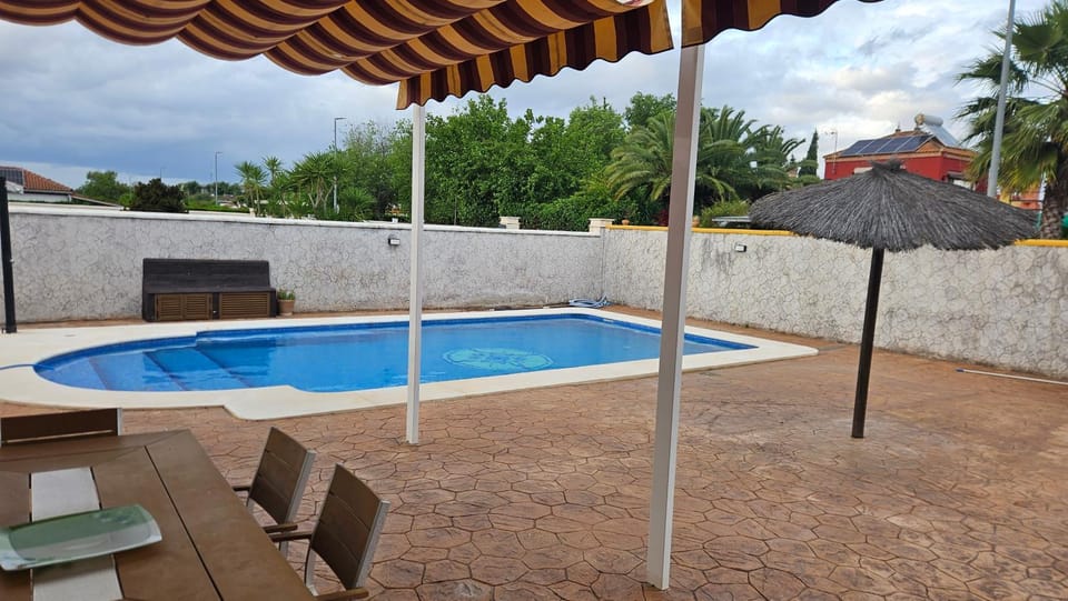 Pool view, Swimming pool