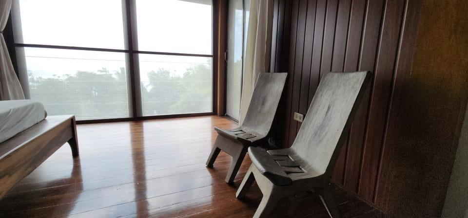 Seating area, Bedroom