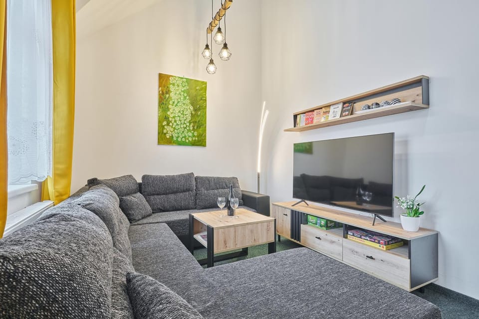 Library, TV and multimedia, Living room, Seating area, Evening entertainment
