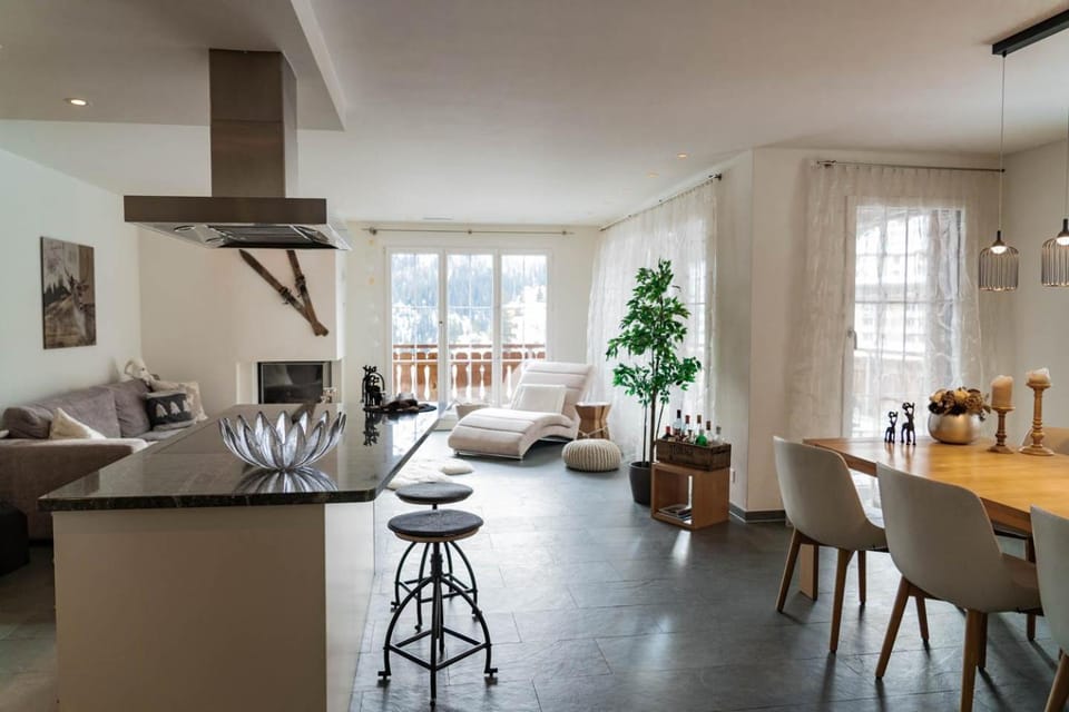 Living room, Dining area, kitchen