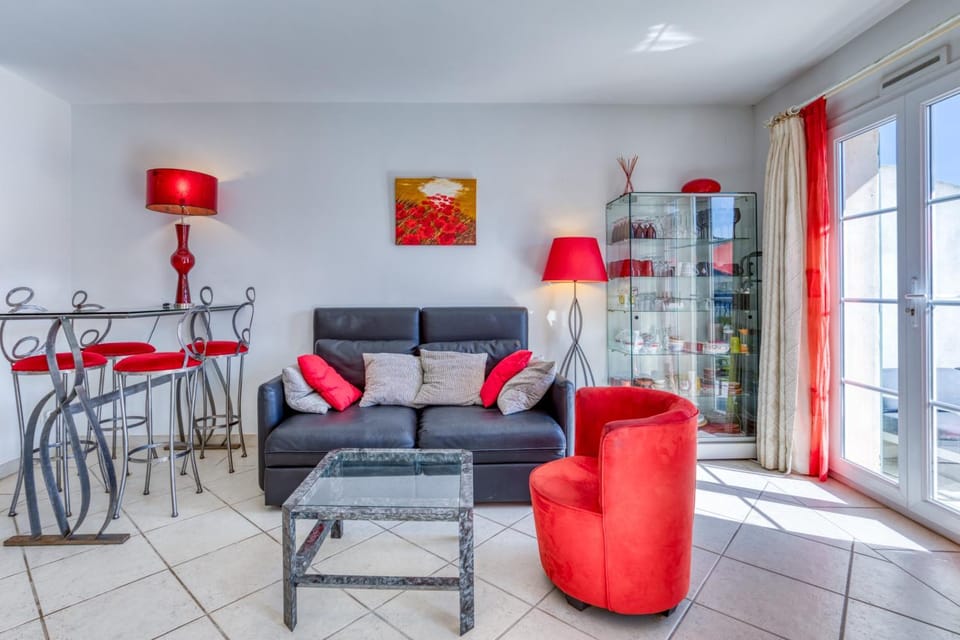 Property building, Living room