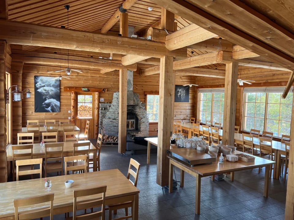 Restaurant/places to eat, Banquet/Function facilities