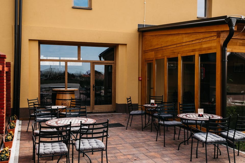 Balcony/Terrace, Garden view