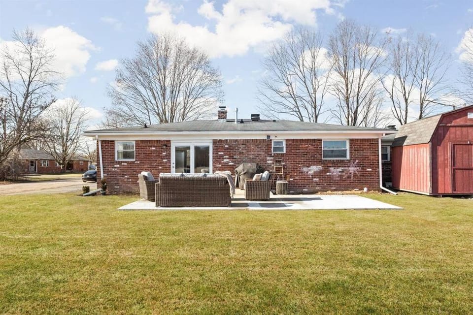 Property building, Garden view
