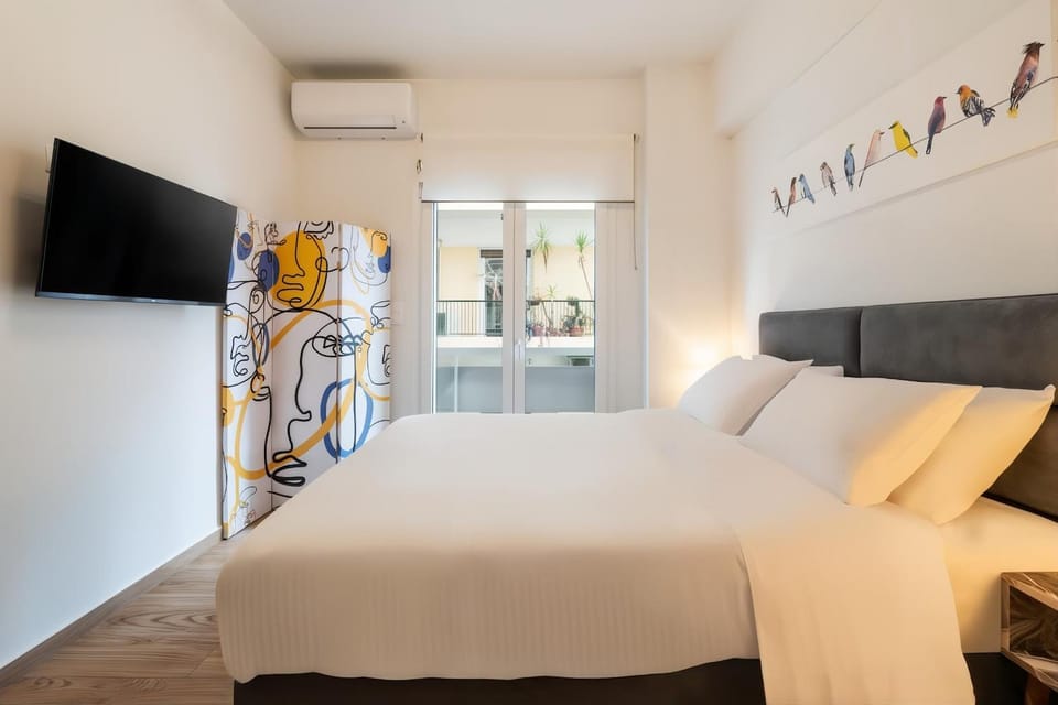 Carpe Diem 1BD apt. 7' to metro Panepistimio House in Athens