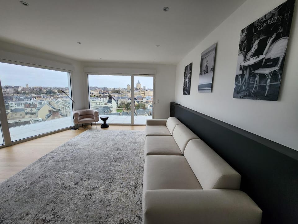 Living room, City view