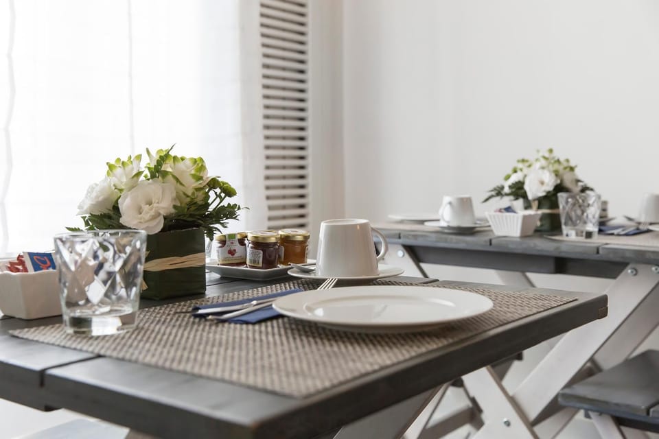 Dining area, Dining area