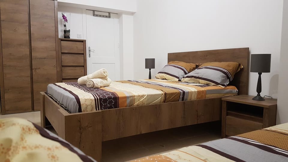 Spinola Seafront Apartment Apartment in Saint Julians