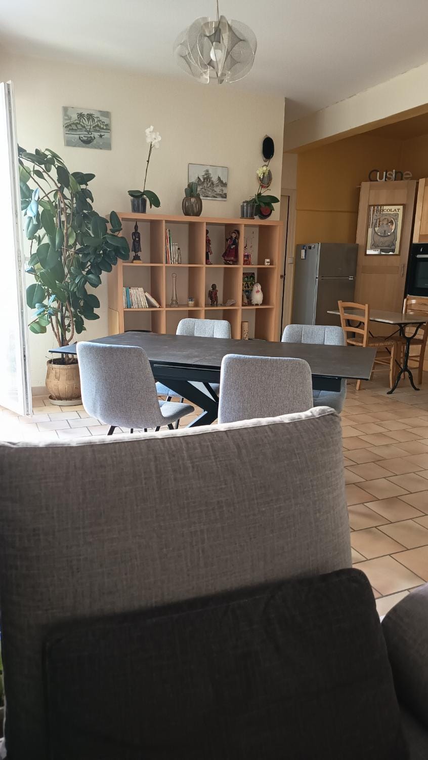Kitchen or kitchenette, Living room, Dining area