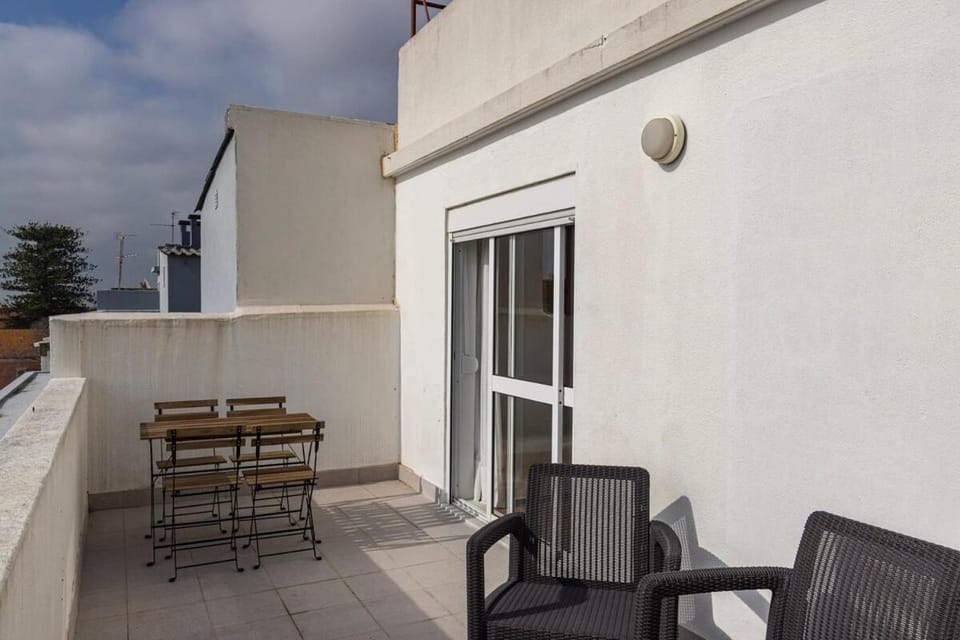 Property building, Balcony/Terrace