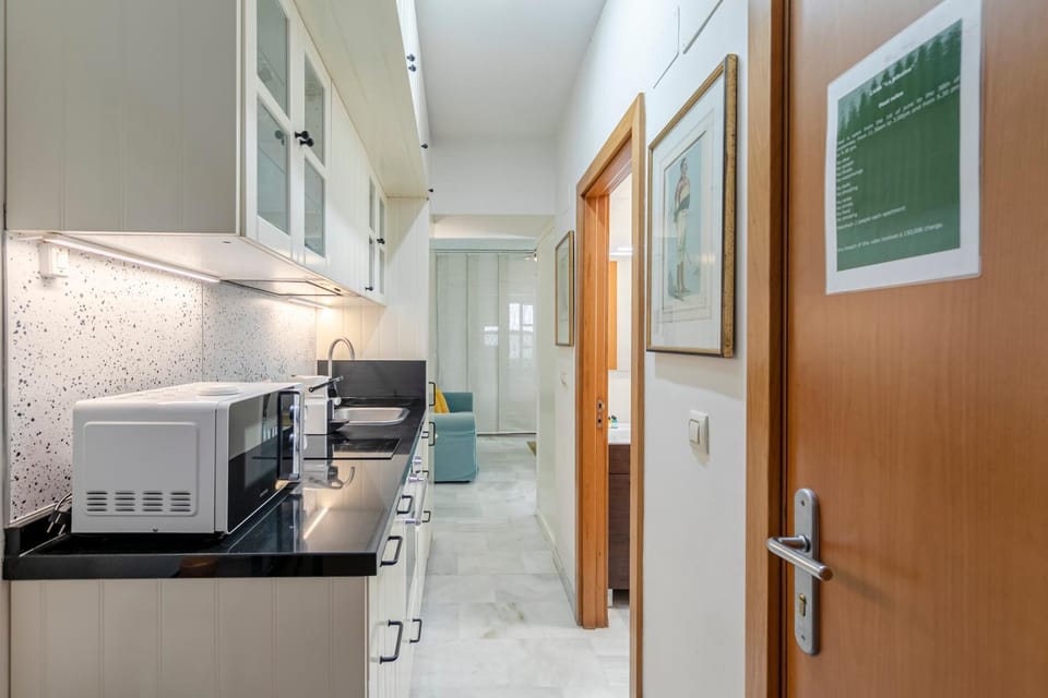 SevillaHome- Altozano Triana Apartment in Seville