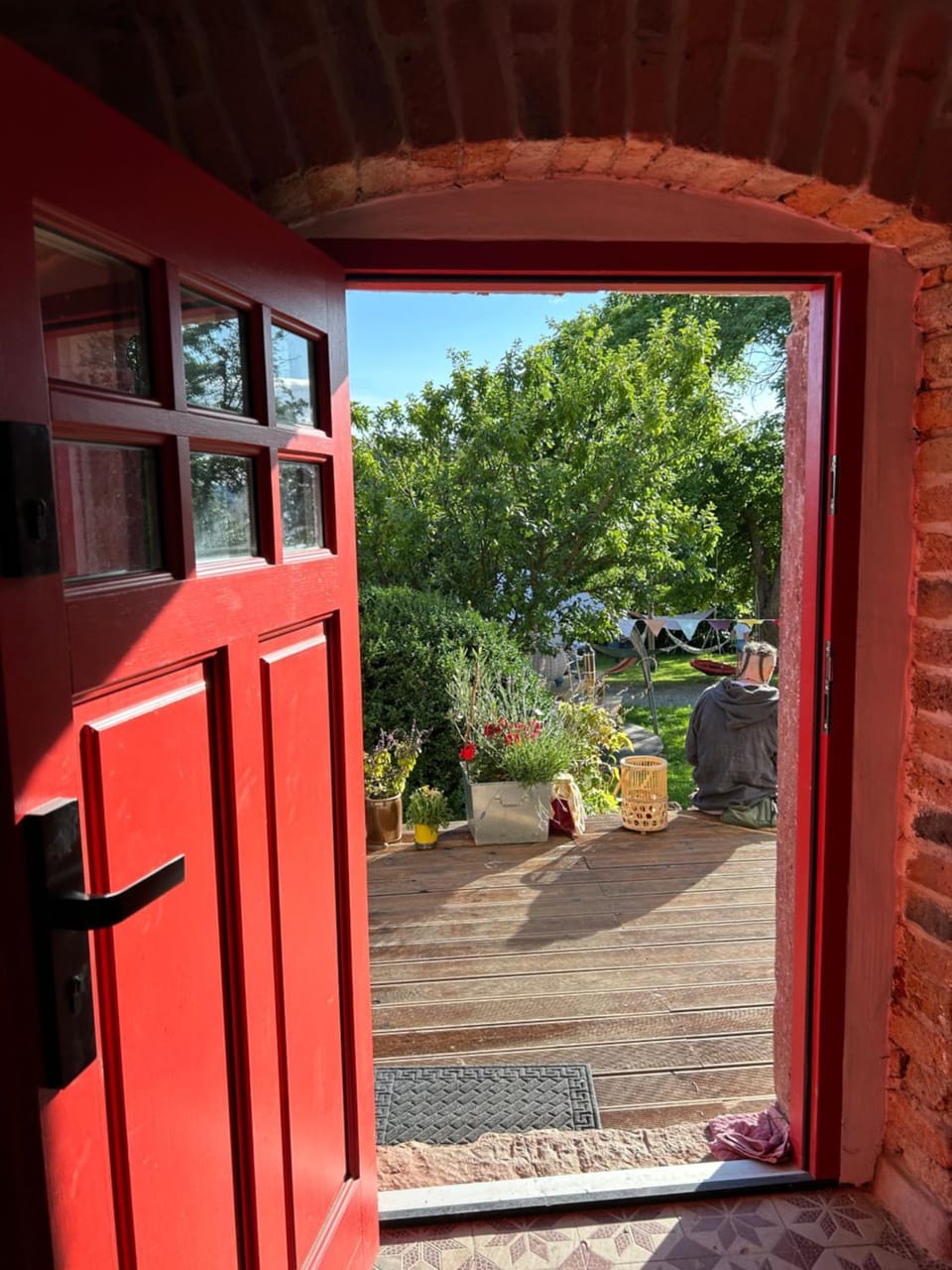 Property building, Day, Garden