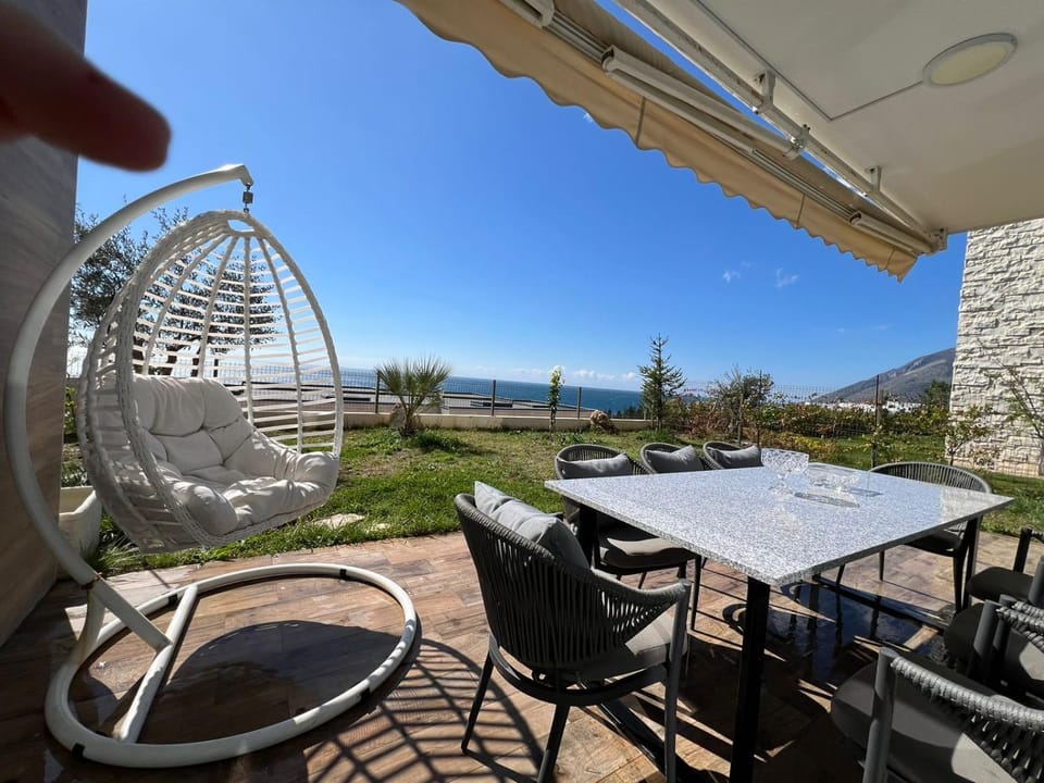 View (from property/room), Balcony/Terrace, Sea view