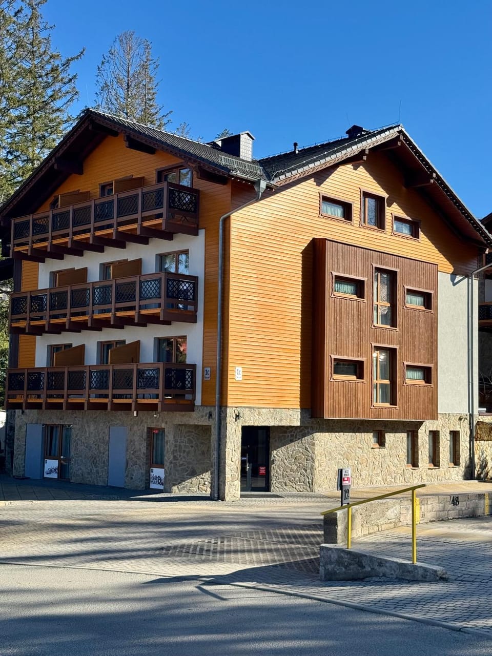 Królewna Śnieżka II Apartment in Lower Silesian Voivodeship