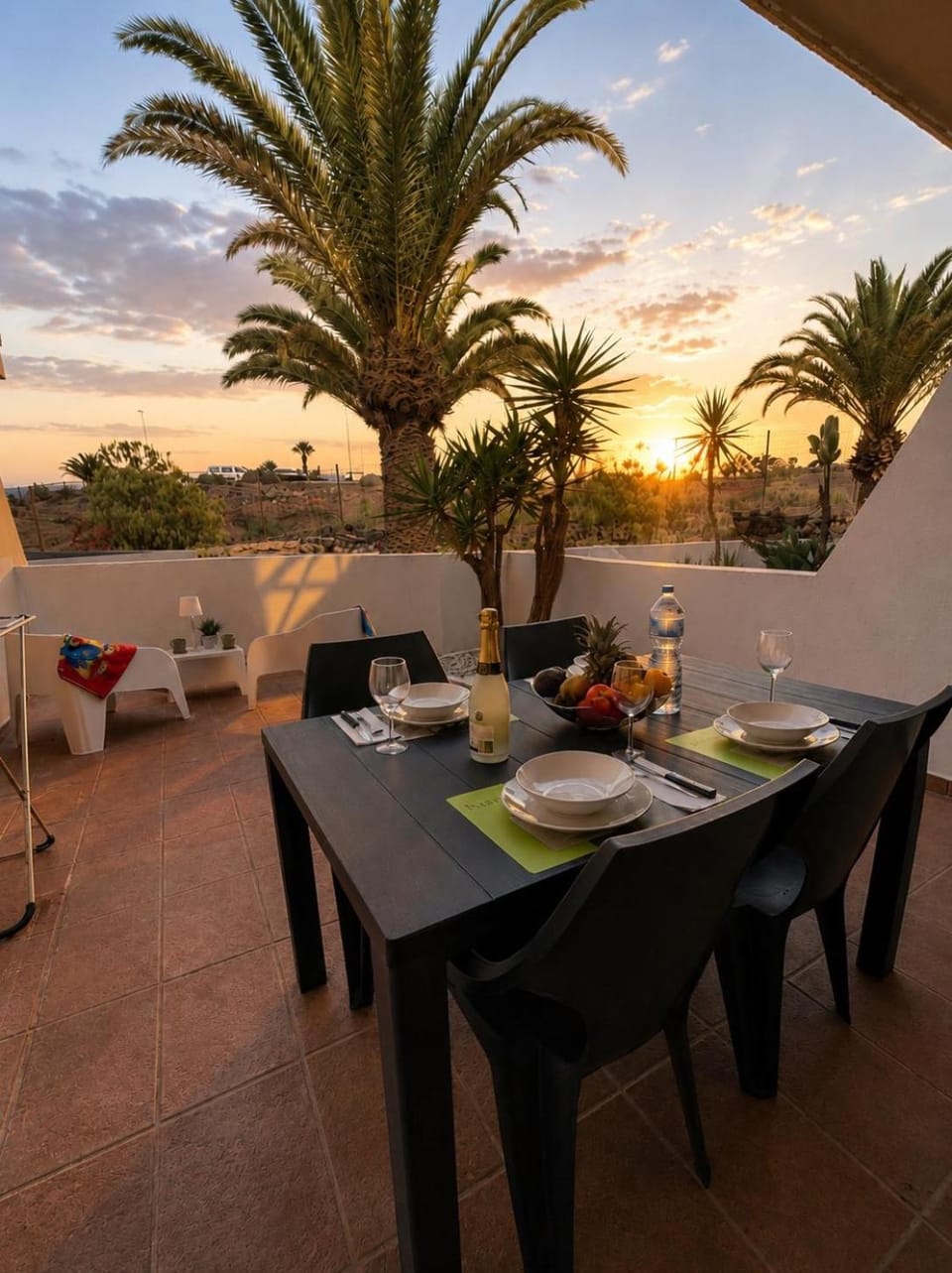 Balcony/Terrace, Dining area, Sunset