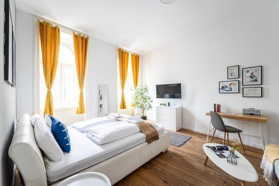 Lite 1BR Near Metro & Center by HM Apartment in Vienna