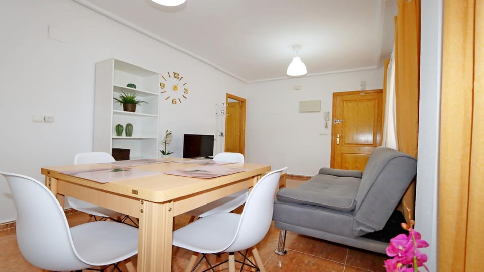 R-1835 APARTAMENTO LAS OLAS Apartment in Torrevieja