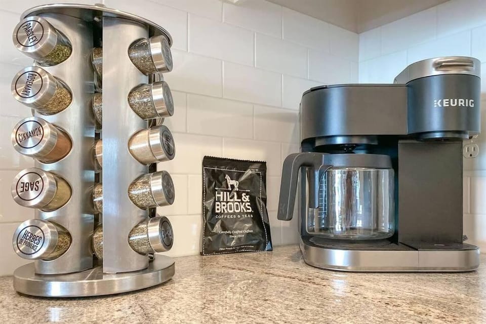 Coffee/tea facilities, Kitchen or kitchenette, toaster