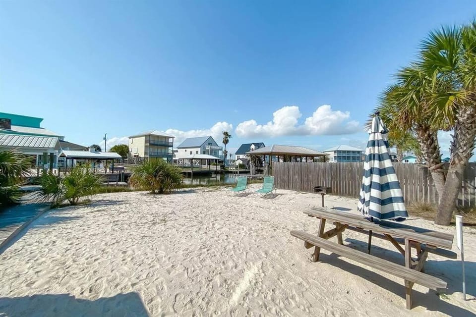 Day, Natural landscape, Beach, Sea view, sunbed