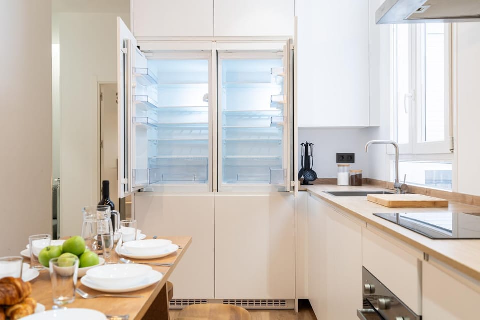 Kitchen or kitchenette, Food and drinks, Dining area, Food, minibar, pet friendly, stove