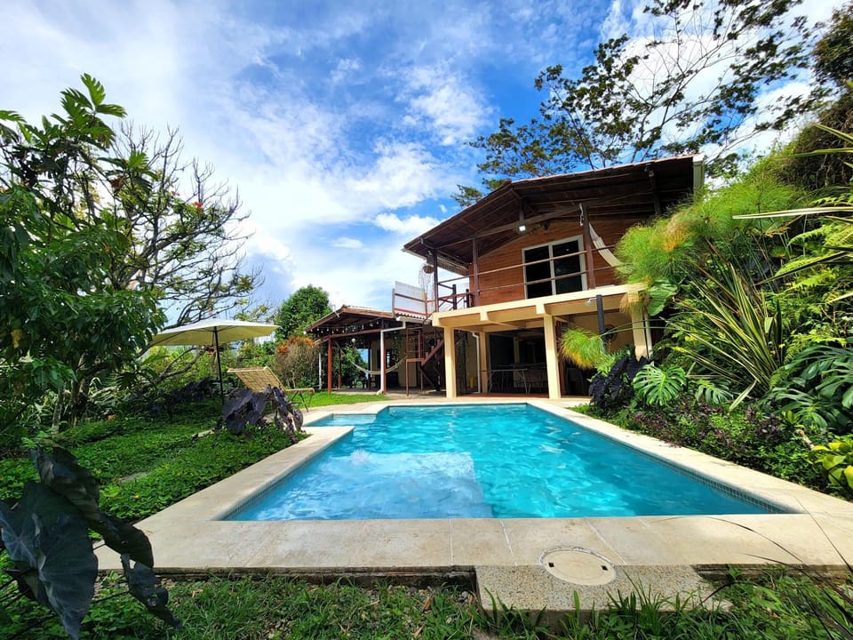 Swimming pool, Swimming pool