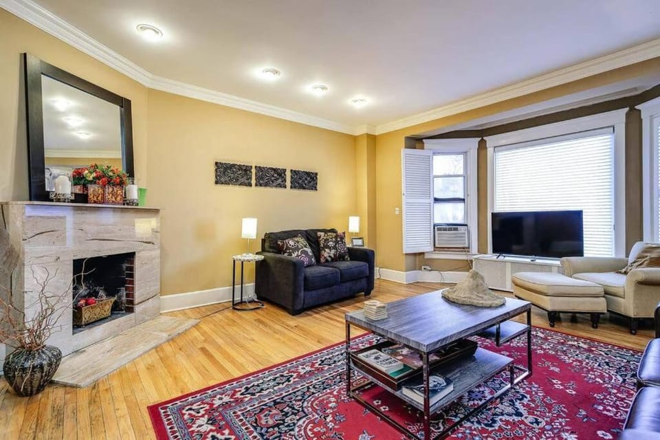 Brownstone in Gold Coast - Downtown Apartment in Chicago