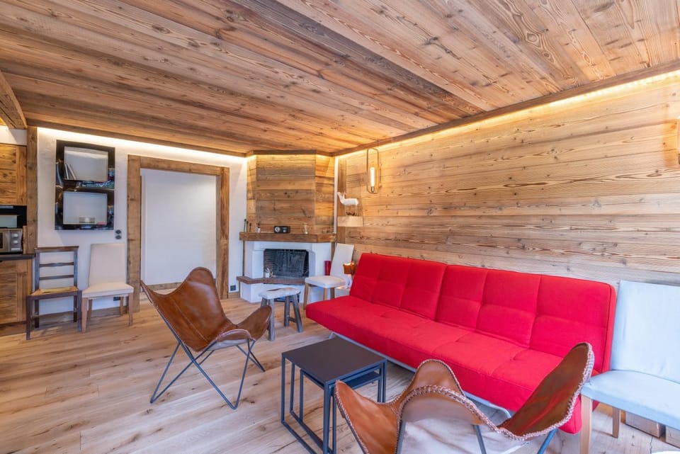 Property building, Living room