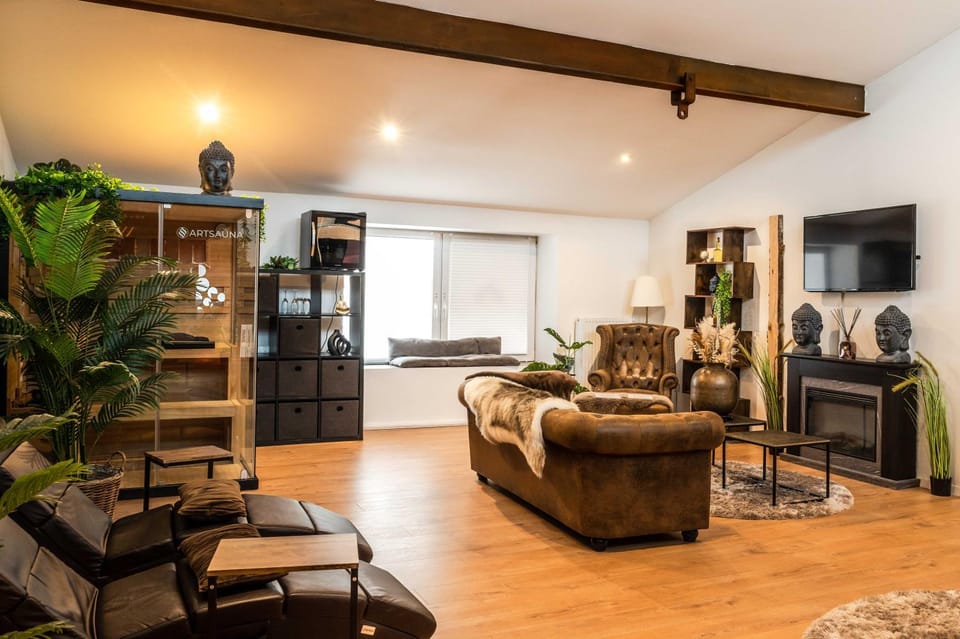 Wellness Suite mit Whirlpool und Sauna Vacation rental in North Rhine-Westphalia