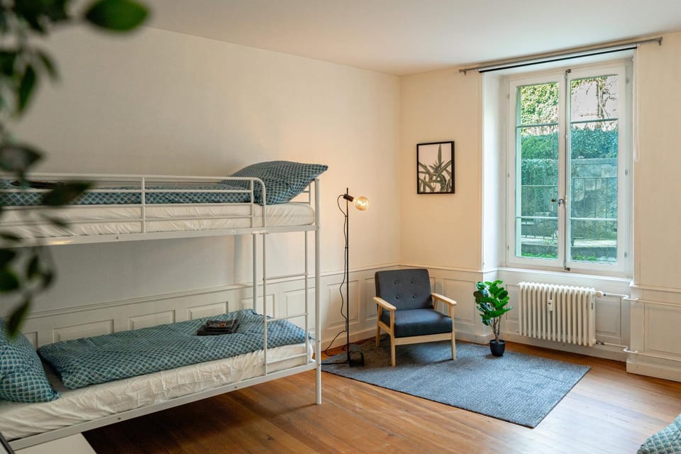 Bed, Photo of the whole room, Bedroom, bunk bed