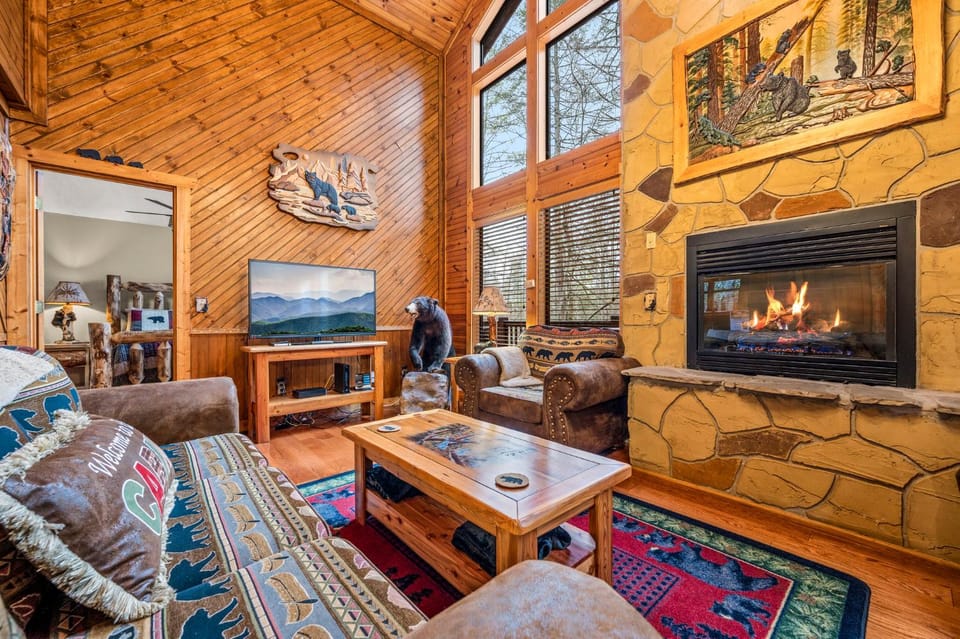 Lazy Bear Chalet in Gatlinburg
