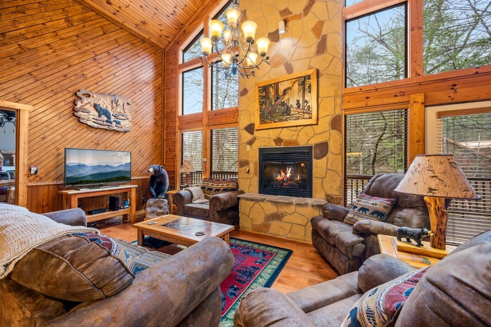Lazy Bear Chalet in Gatlinburg