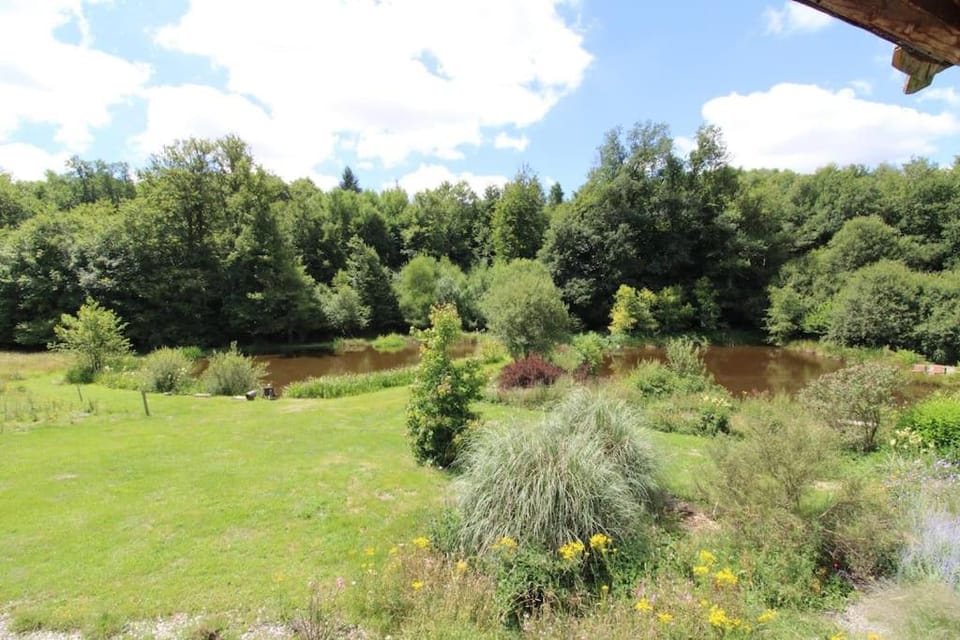 Le clos de l'étang En Creuse House in Nouvelle-Aquitaine