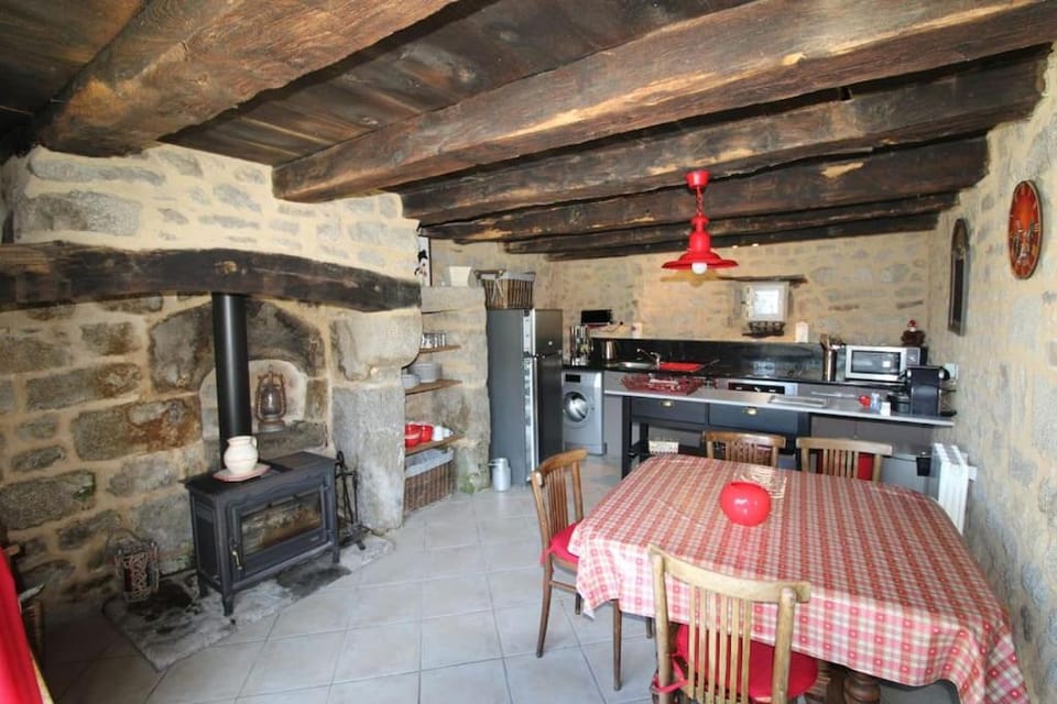 Le clos de l'étang En Creuse House in Nouvelle-Aquitaine