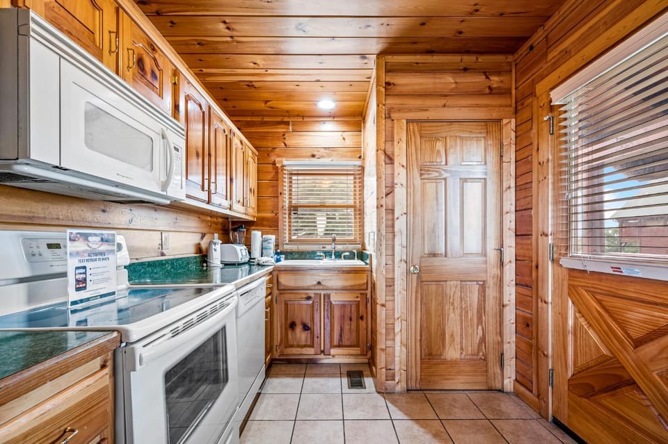 Yep! This Is It! Chalet in Sevier County