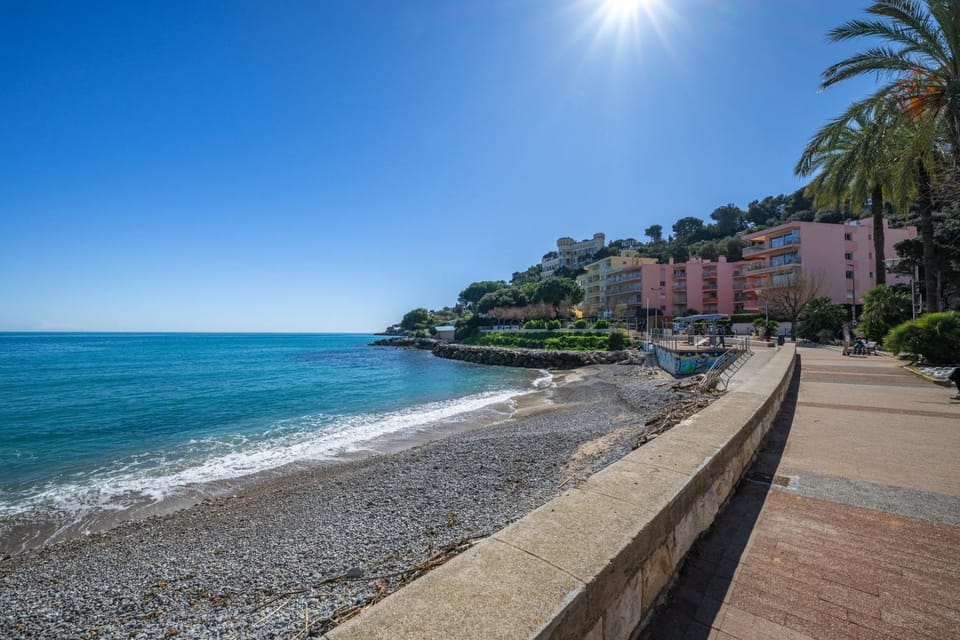 Nearby landmark, Day, Natural landscape, Beach