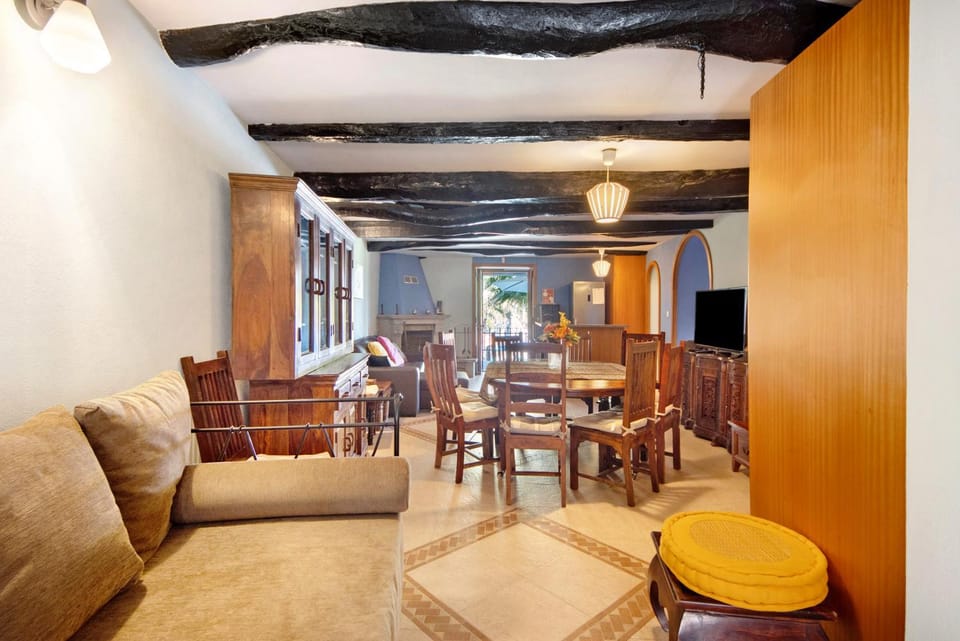 Property building, Living room