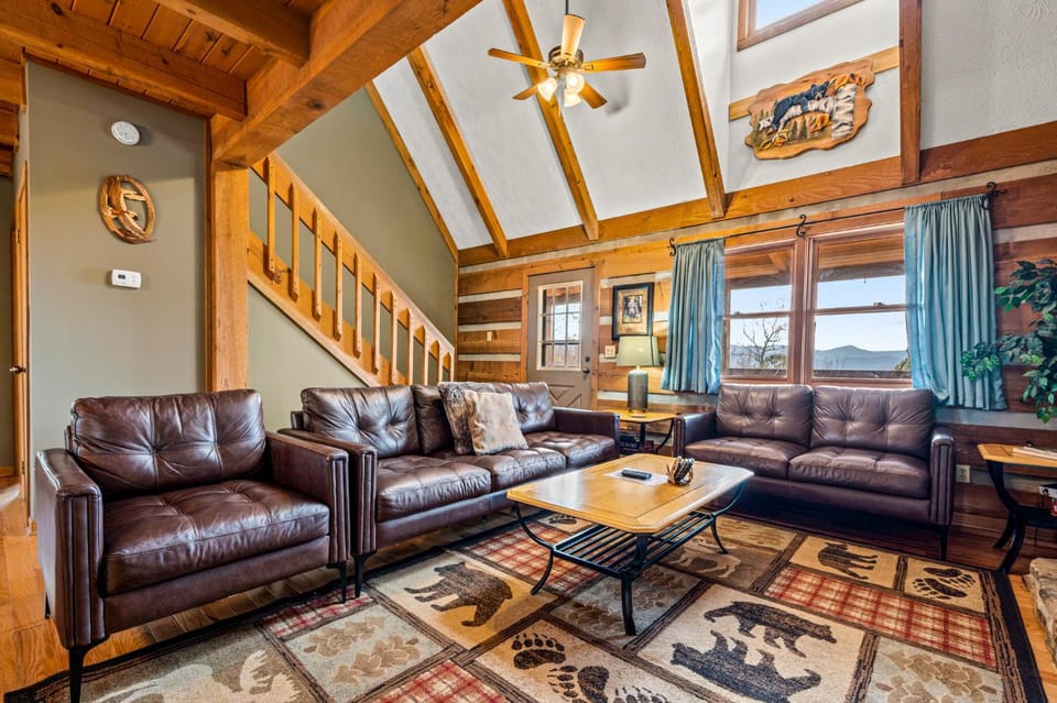 The Eagle's Nest Chalet in Gatlinburg