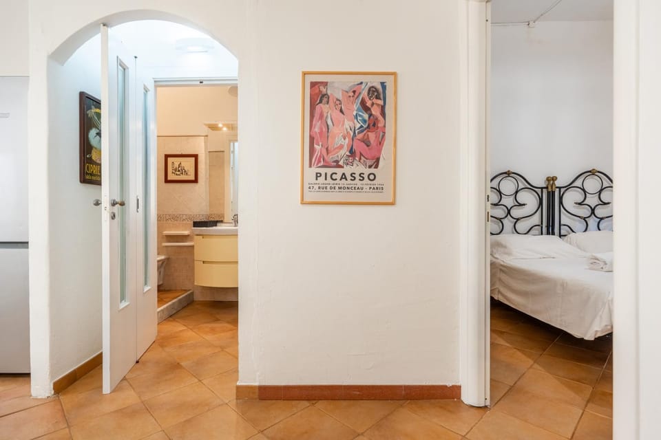 Bed, Decorative detail