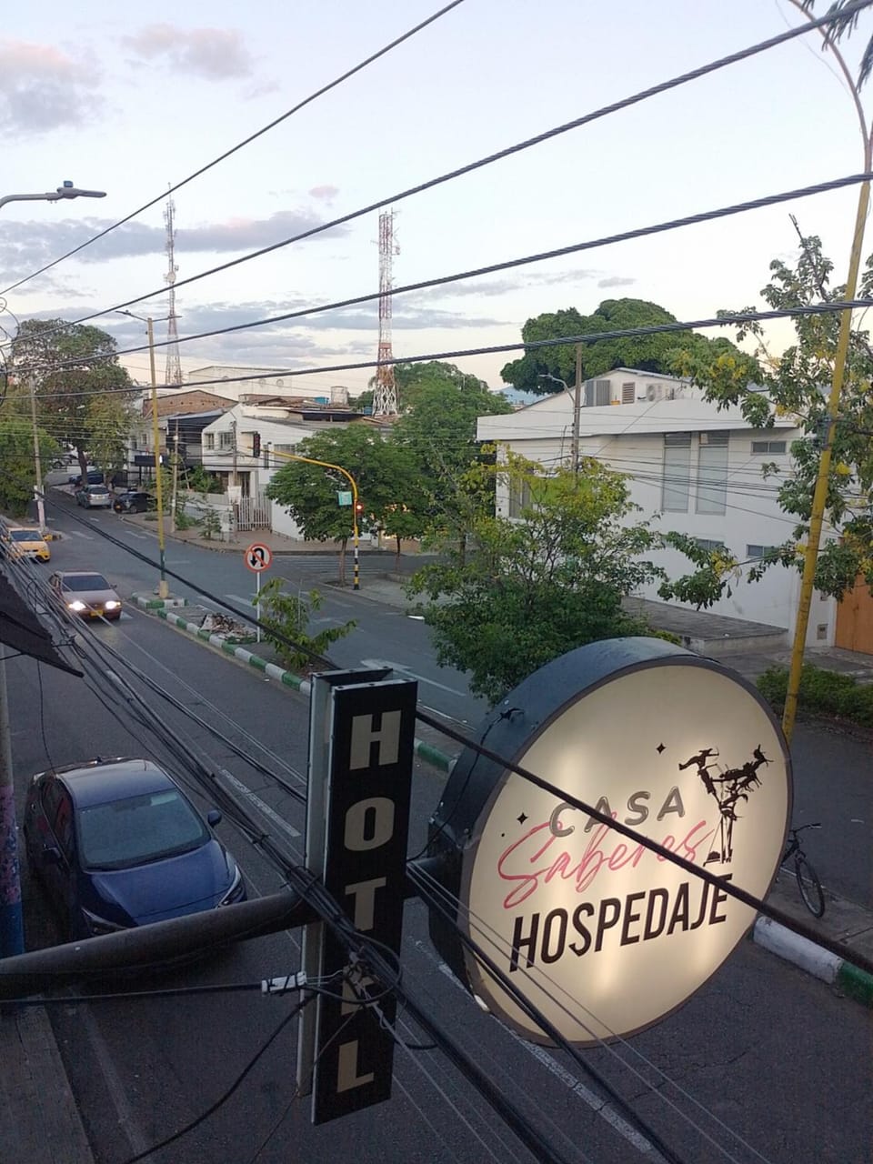 Neighbourhood, Street view