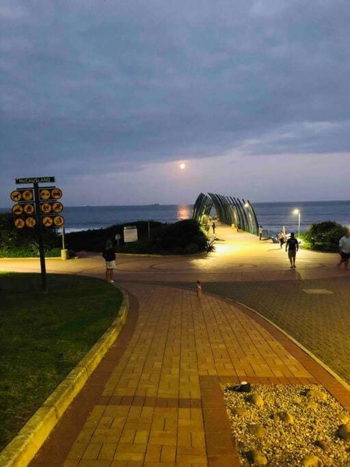 Neighbourhood, Natural landscape, Sea view