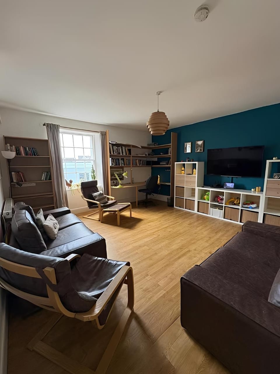 TV and multimedia, Living room, Seating area