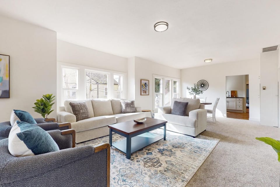 Fountain District Bungalow House in Bellingham