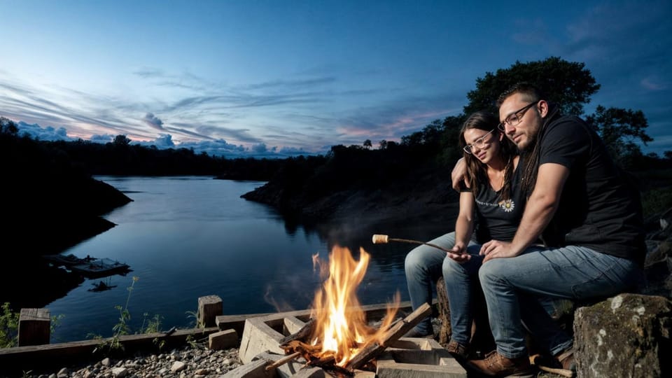 Night, People, Natural landscape, Lake view, fireplace