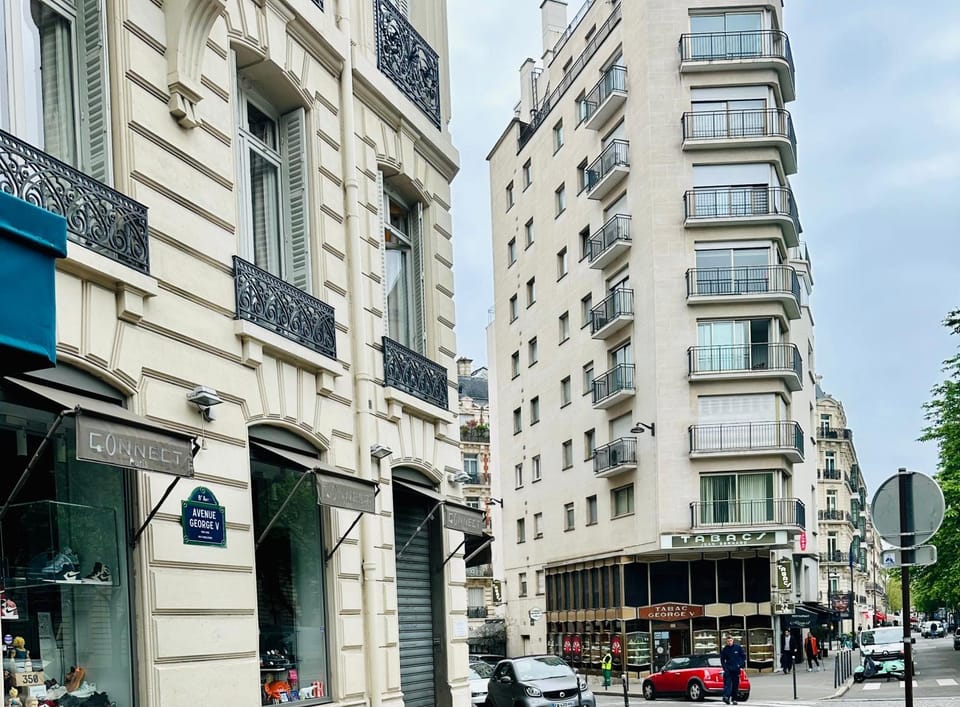 Property building, City view, Location