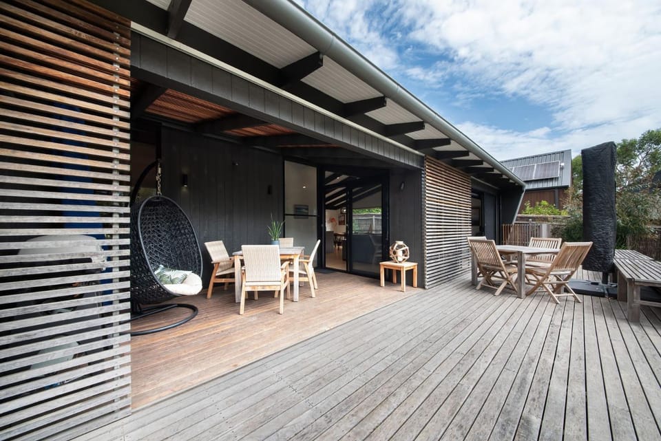 Property building, Balcony/Terrace