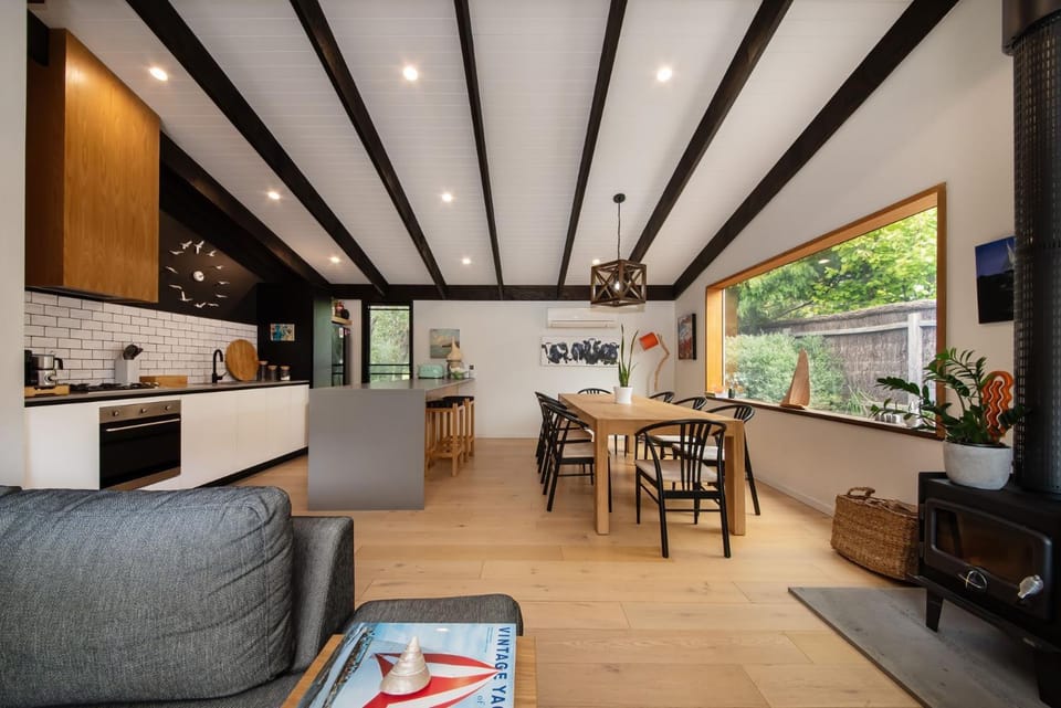 Dining area, fireplace, kitchen
