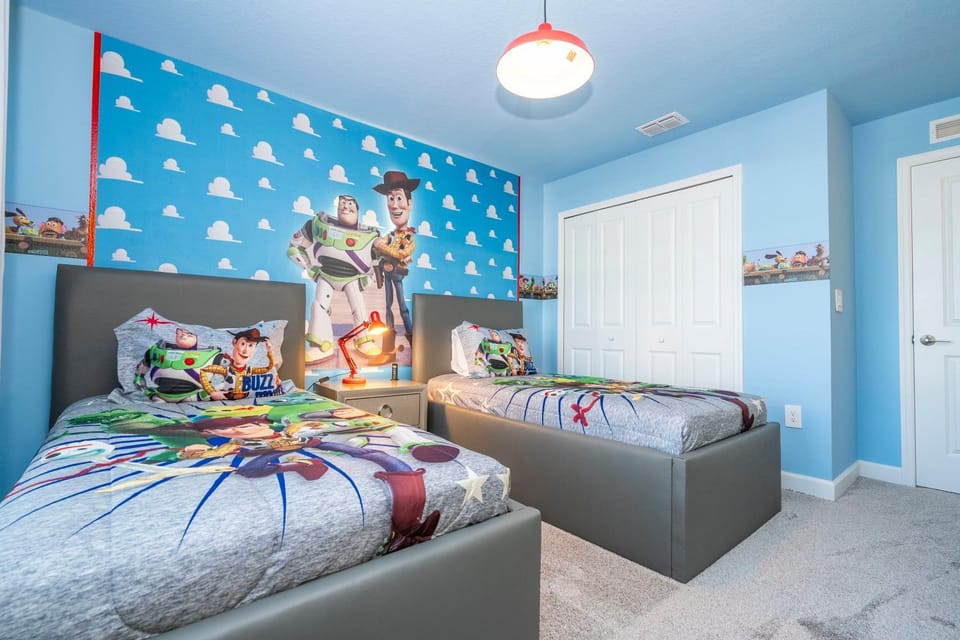 4Bd Close to Disney with Pool at Storey Lake 2560 House in Kissimmee
