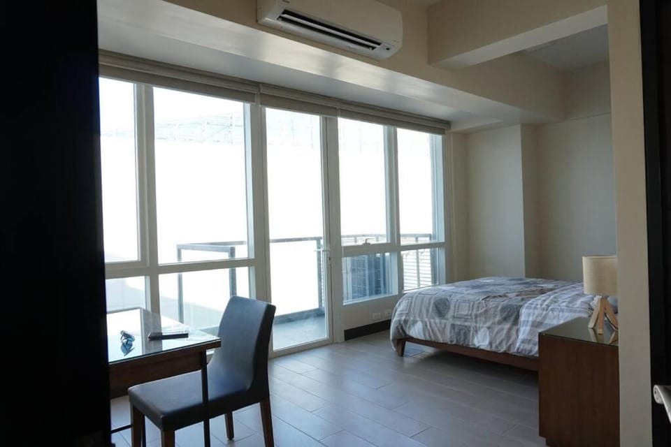 Bed, Balcony/Terrace, Bedroom